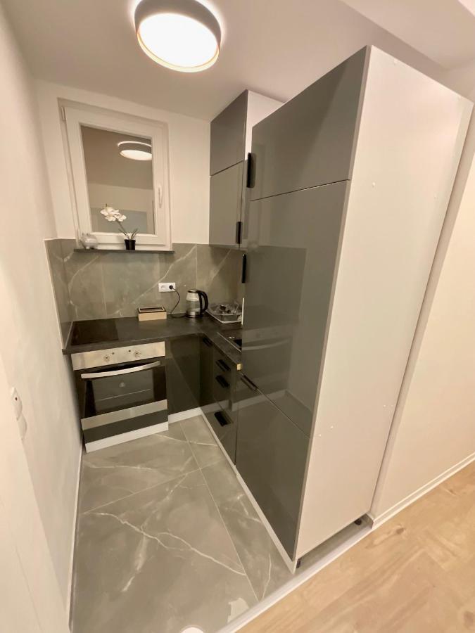 Best Central Apartment - Am Marktplatz - Up To 5 - Next To Frankfurt And Hanau - Coffee And Snacks - Netflix, Prime, Disney Ніддерау Екстер'єр фото